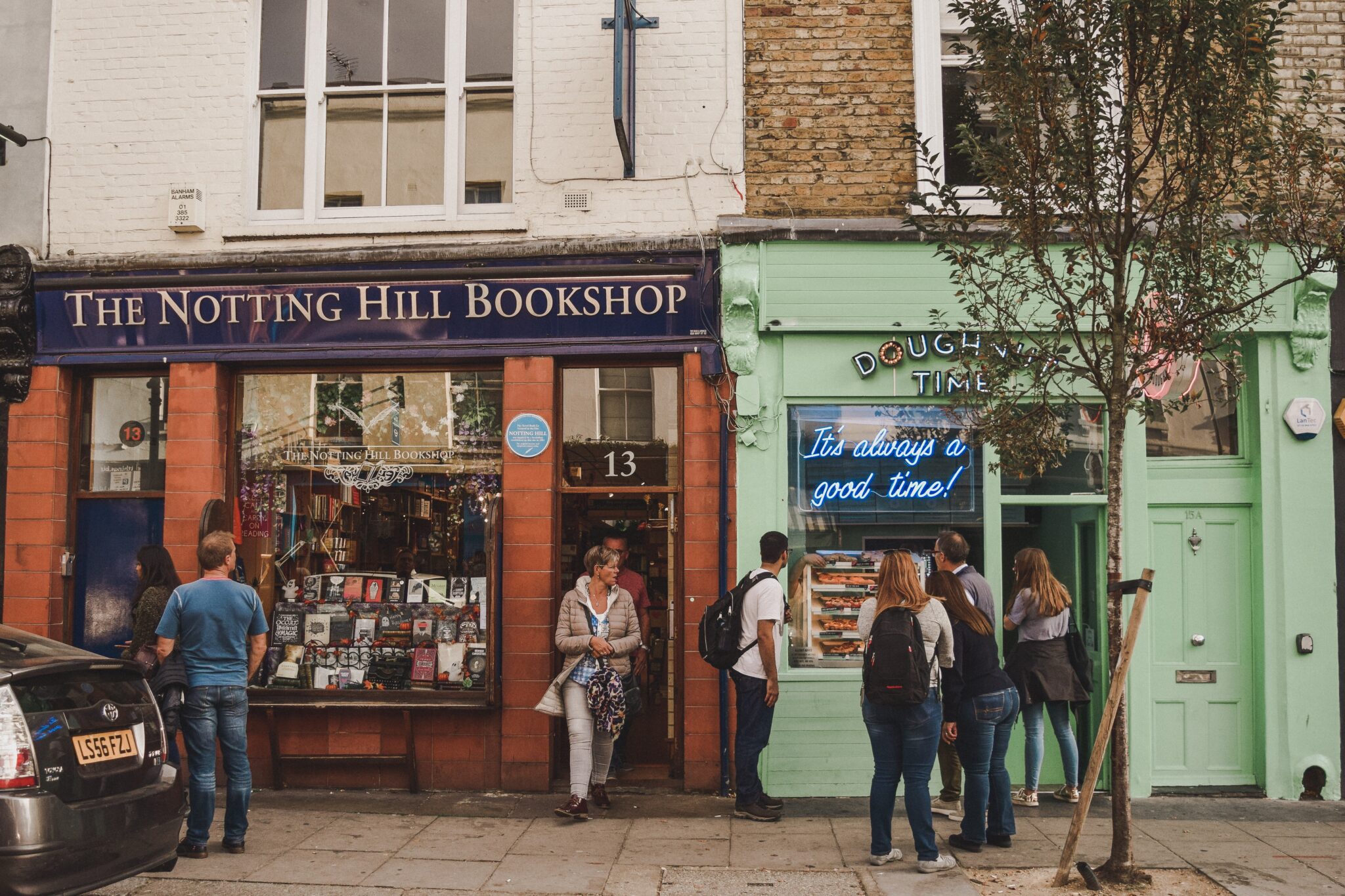 Storefront window of Notting Hill Bookshop in UK